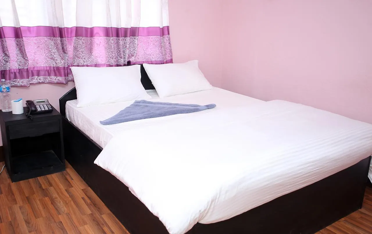 Mitra Garden Inn Kathmandu 2*,