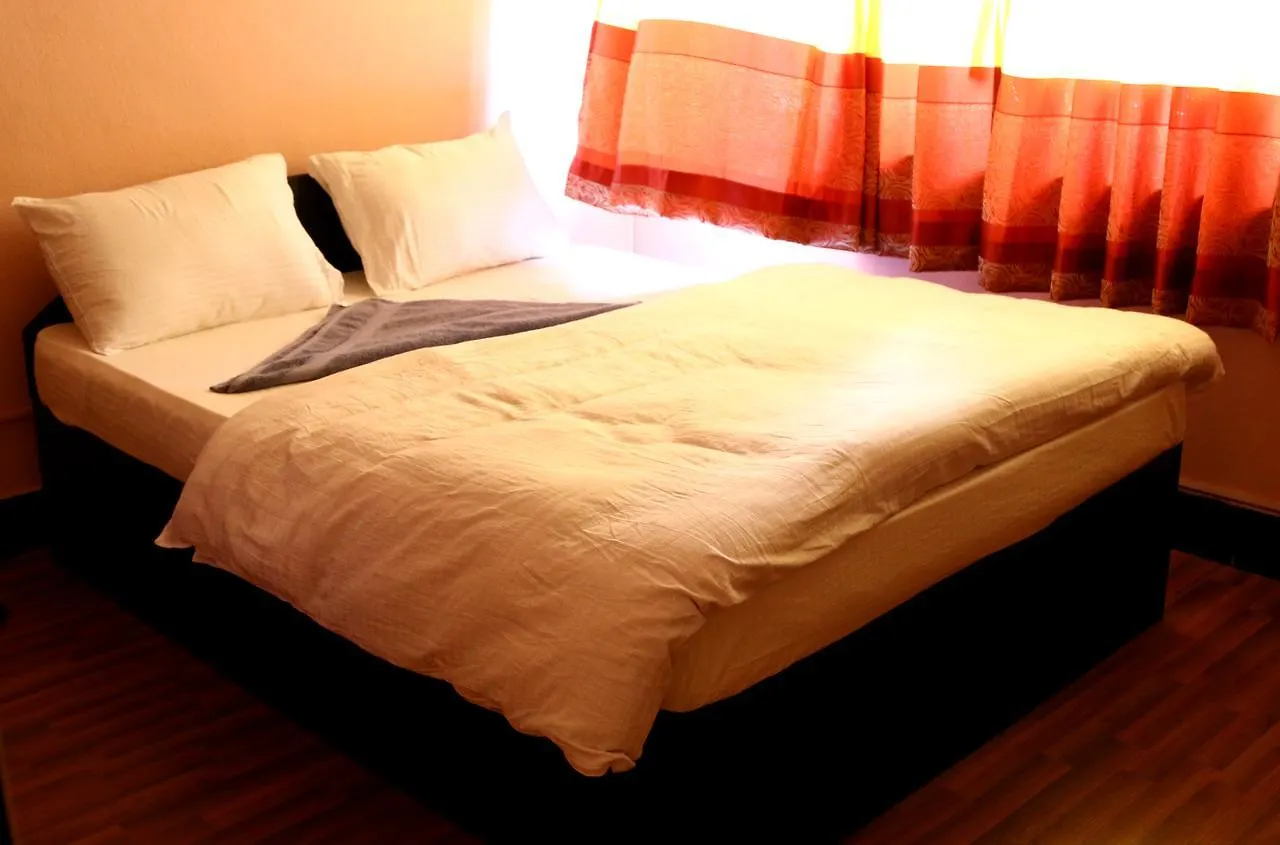 Mitra Garden Inn Kathmandu 2*,
